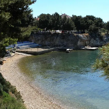 By The Sea - 5869 Zára